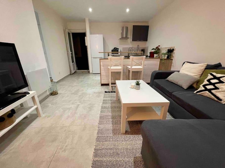 Toulon: Superbe Appartement Atypique 2 Chambres Exterior foto