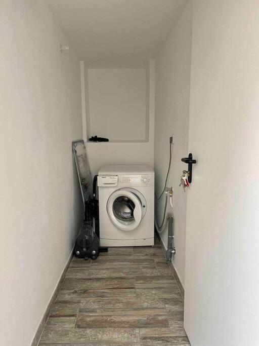 Toulon: Superbe Appartement Atypique 2 Chambres Exterior foto